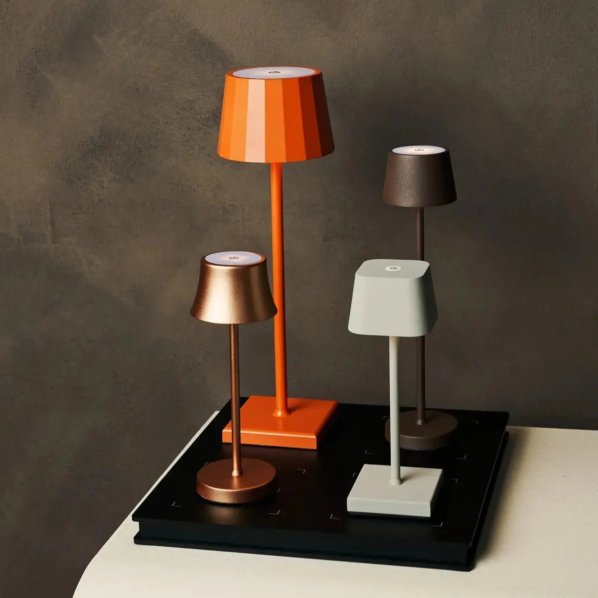 Amstel Station Professional Wireless Charging Station with 4 Charging Port – Easy & Functional with Qi-Technology - Image 6