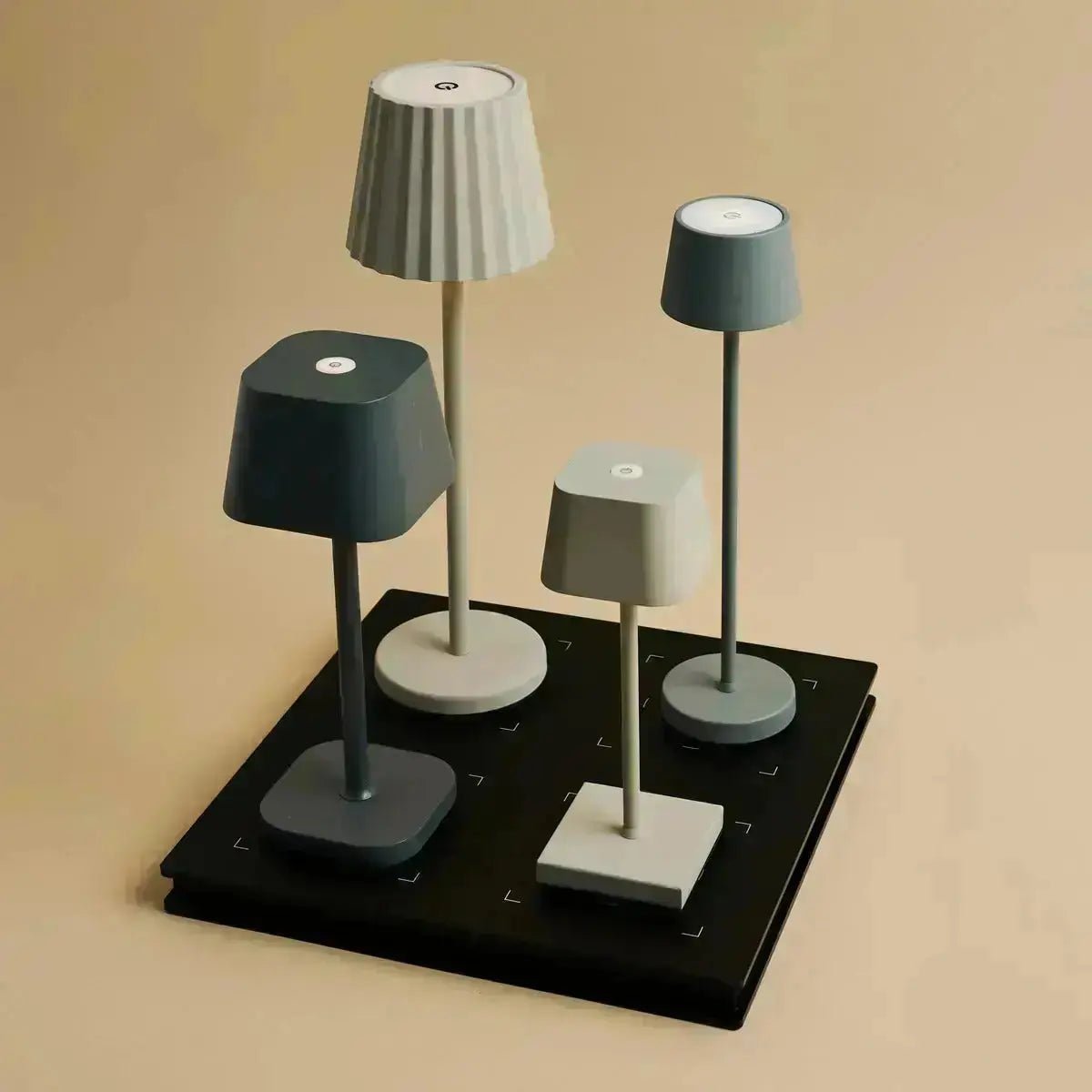 Amstel Station Professional Wireless Charging Station with 4 Charging Port – Easy & Functional with Qi-Technology - Image 2