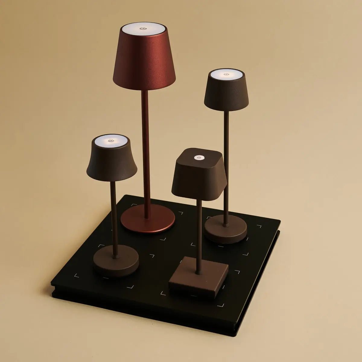 Amstel Station Professional Wireless Charging Station with 4 Charging Port – Easy & Functional with Qi-Technology - Image 7