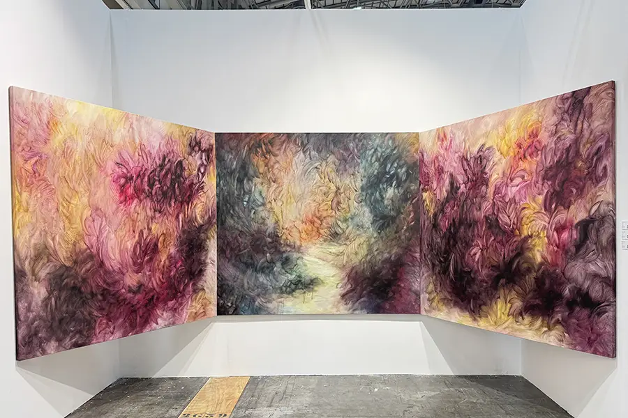 Observations<br />
On Art, Space & Atmosphere<br />
